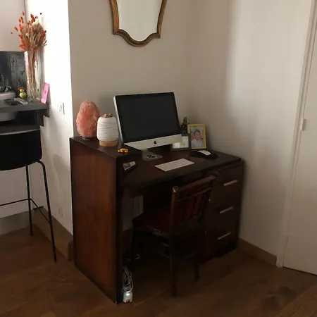 Апартаменты Grand Studio Atypique 45 M2 ,paris 10 Eme Париж